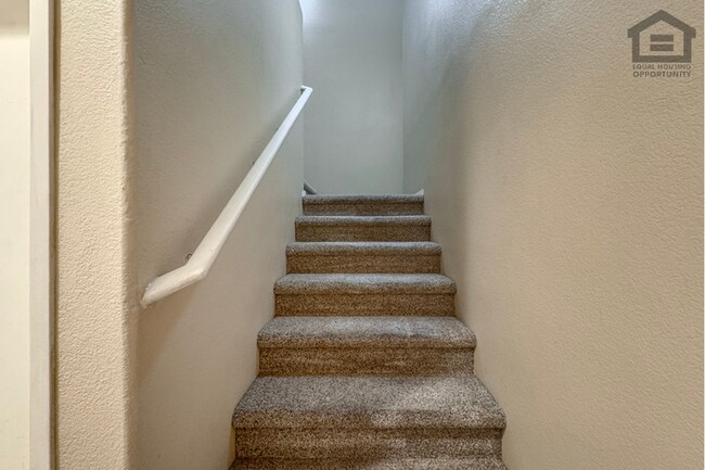 Foto del edificio - 2Bed/2Bath Furnished Condo in North Chandler! Ready for Immediate Move-In!