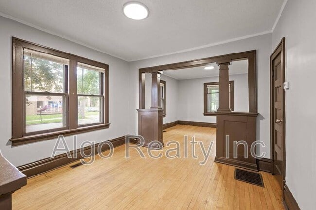 Foto del edificio - 3400 Elliot Ave