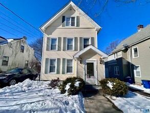 Building Photo - 1082 Townsend Ave