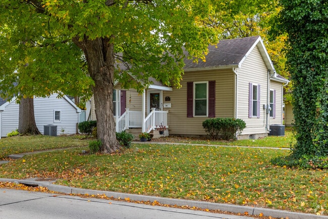 From charming bungalows to spacious two-story houses, Troy's variety of homes suits all.