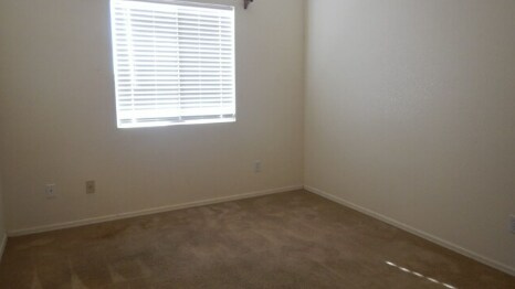 Building Photo - 2173 Santa Fe Trl