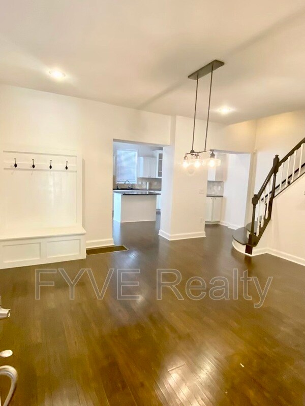 Foto del edificio - 961 Harrison Ave