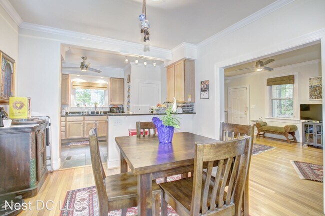 Foto del edificio - 3 br, 2 bath House - 3232 Military Rd NW