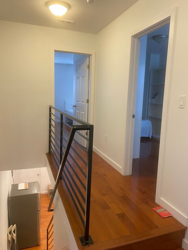 Foto del edificio - 21 N 42nd St