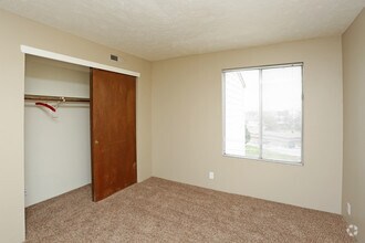 Evergreen Terrace Apartment Community photo'