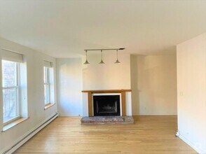 Building Photo - 286 St Johns Pl