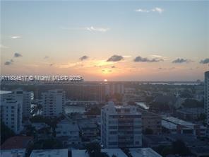 Foto del edificio - 6801 Collins Ave