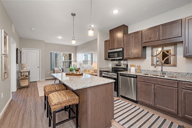 Building Photo - Decatur Landing I & II