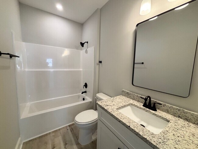 Foto del edificio - 2703 Clark St