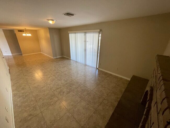 Foto del edificio - 4838 W Mountain View Rd