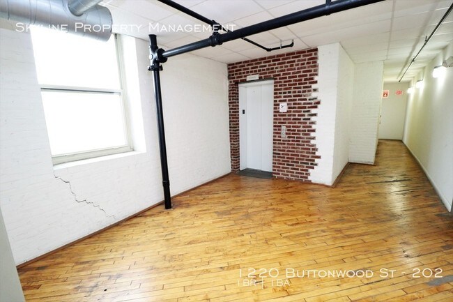 Building Photo - 1220 Buttonwood St
