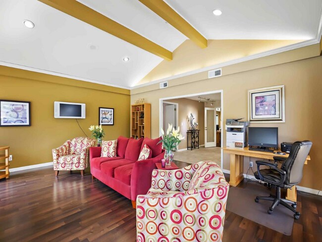 Foto del edificio - 4800 S Wadsworth Blvd