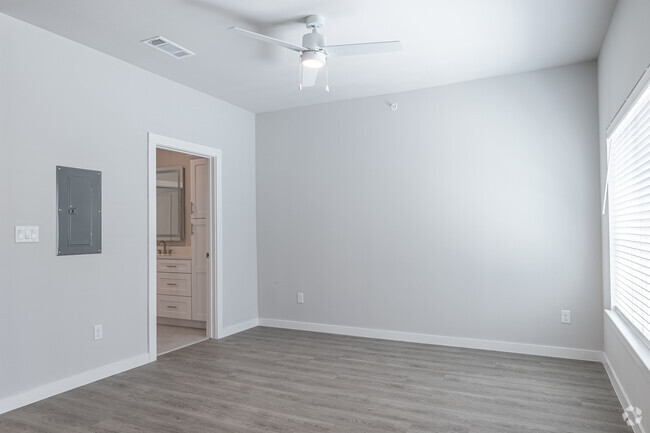 Studio, 1 BA - 580 SF - Elation at Buckskin