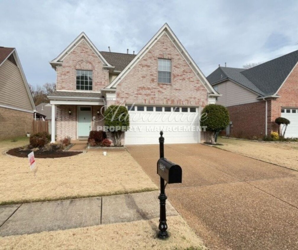 Primary Photo - Newly Renovated Home | Collierville