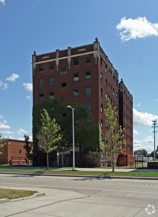 Church Square Commons Apartments - Cleveland, Oh 