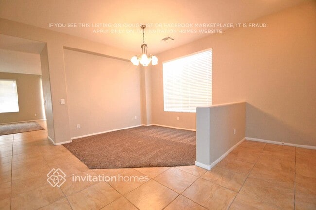 Foto del edificio - 641 Powder Brook Dr