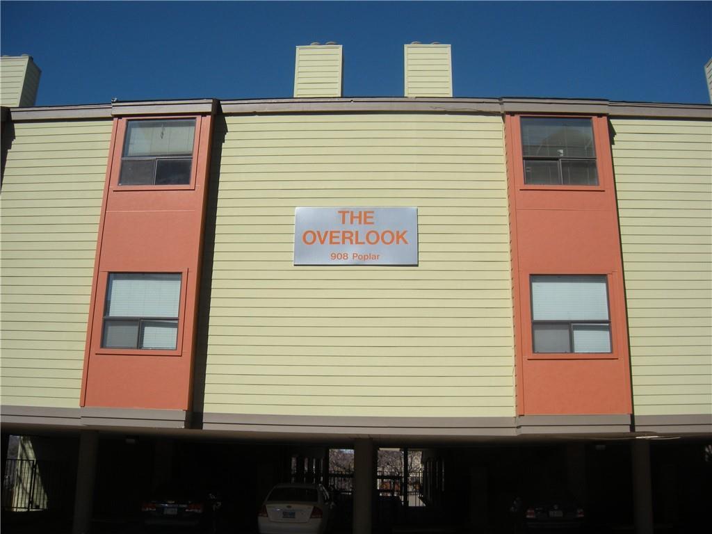 Primary Photo - 908 Poplar St