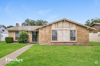 Building Photo - 2110 Richbrook Dr