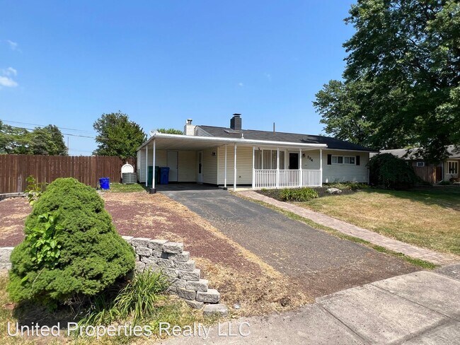 Building Photo - 3 br, 1 bath House - 284 Dogwood Dr