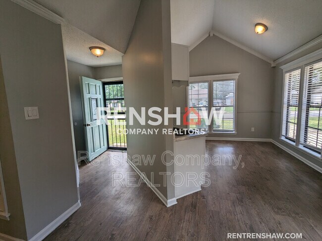 Foto del edificio - 6375 N Fawn Hollow Cir