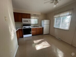 Building Photo - 248 E Drahner Rd