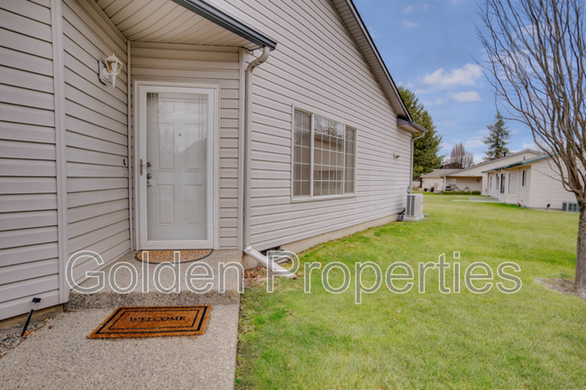 Building Photo - 503 Whitewater Ln