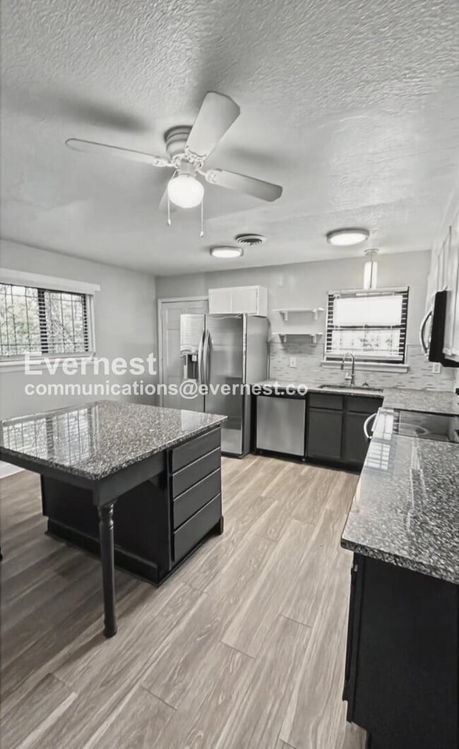 Building Photo - 3992 Arbor Pl Ln