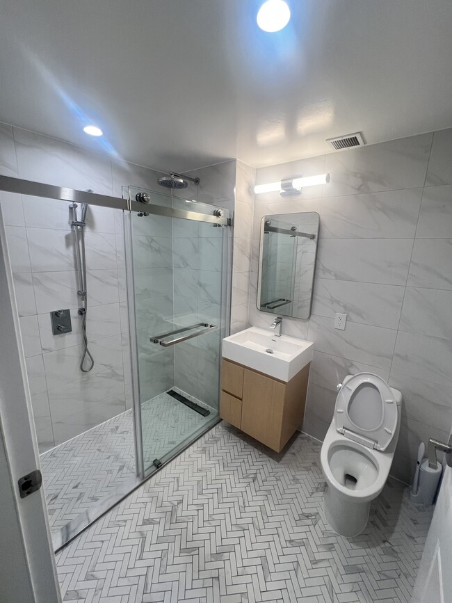 Bathroom - 3726 32nd St