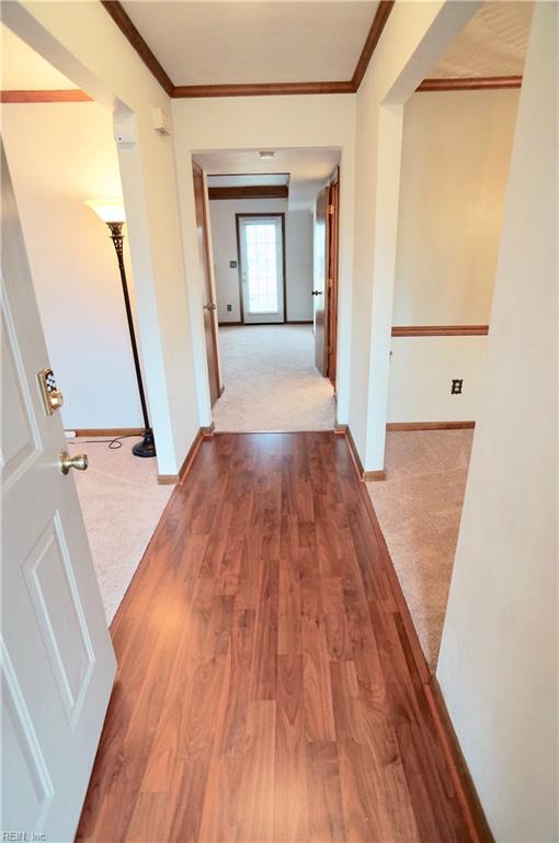 Photo - 937 Thompson Way House