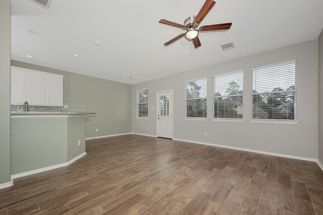 Building Photo - 247 W Stedhill Loop