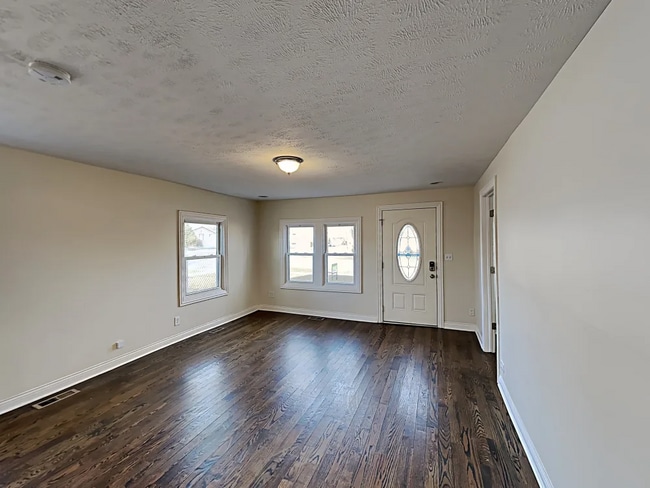 Foto del edificio - 10003 Merrimac Ave