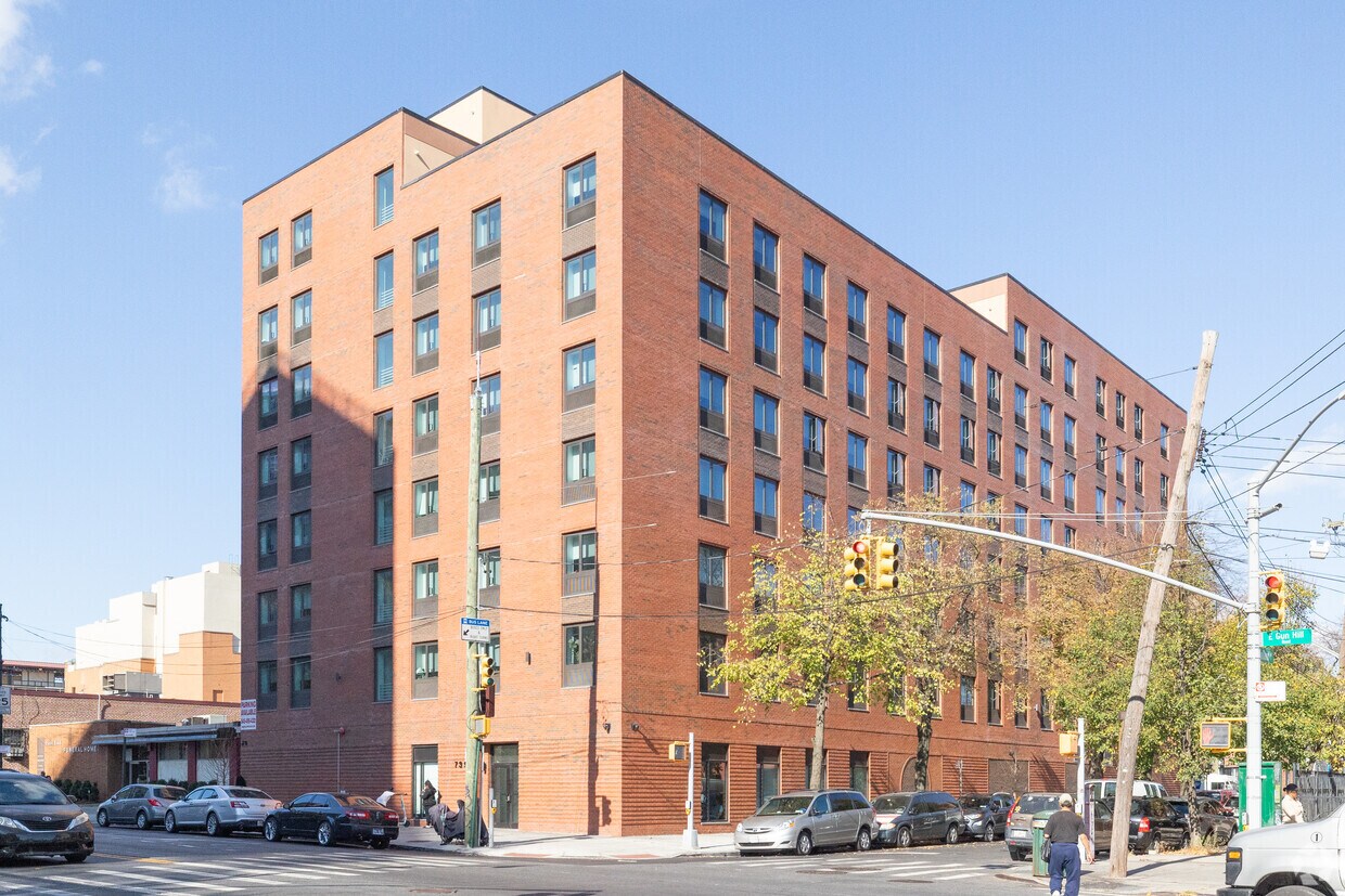 Foto principal - Gun Hill Road Apartments