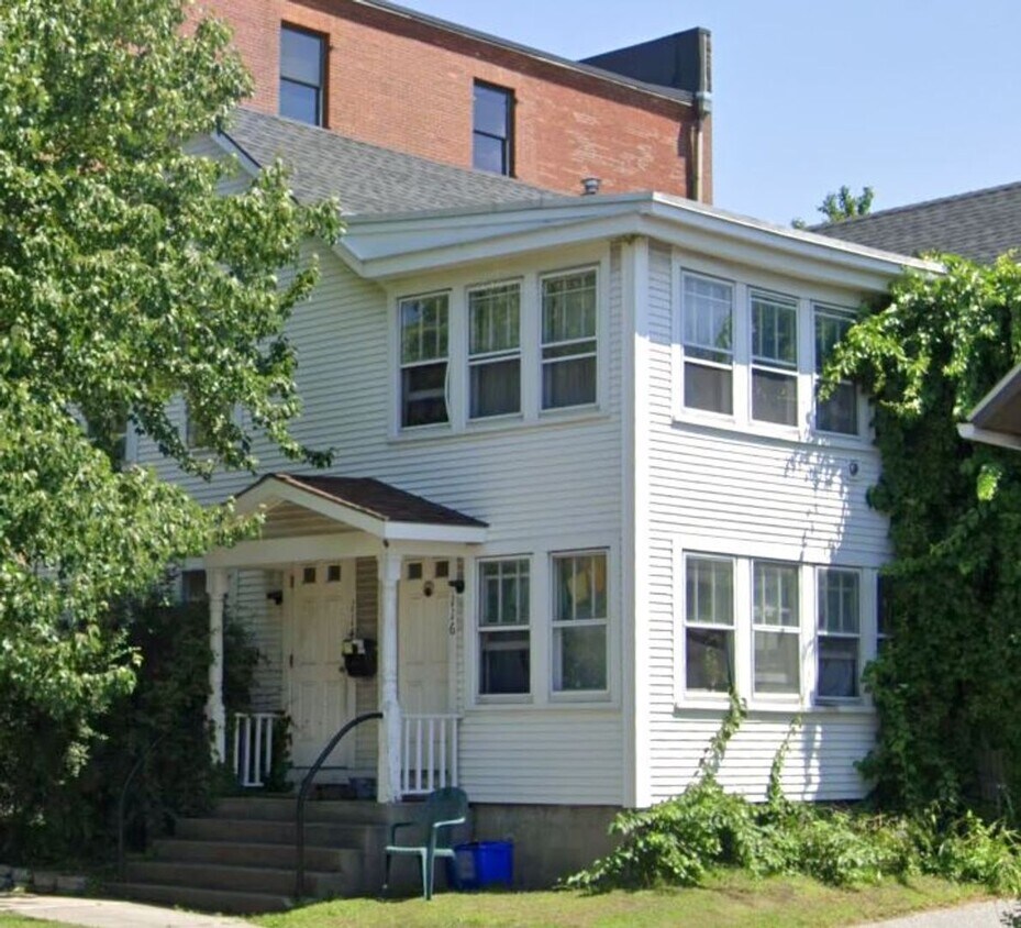 Foto principal - 114-116-116 S Champlain St