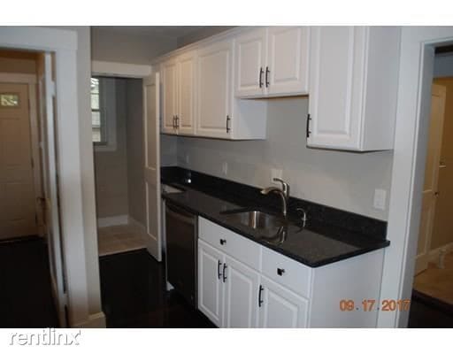 Building Photo - 10 Charlemont St