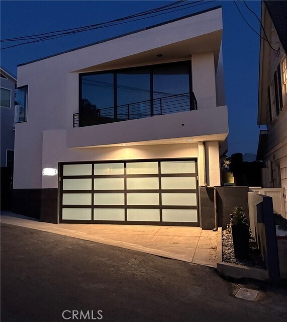 Building Photo - 31868 Circle Dr