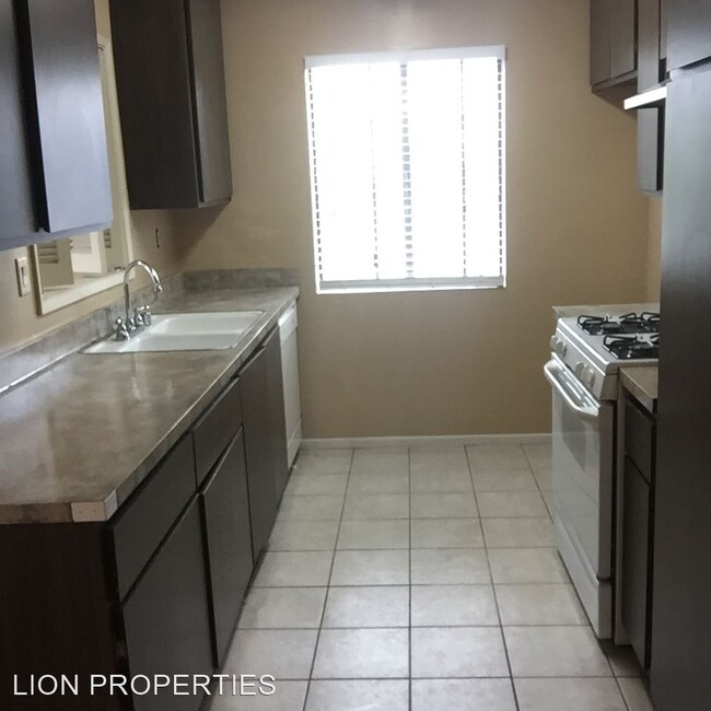 Building Photo - 8071 Constantine Dr