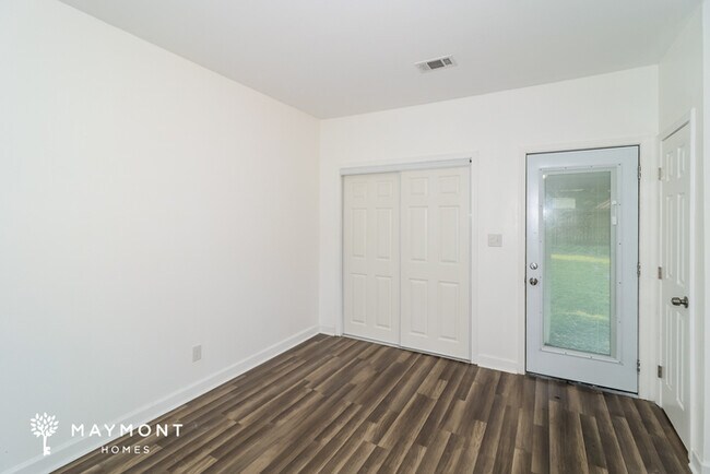 Foto del edificio - 1592 Southern Ave