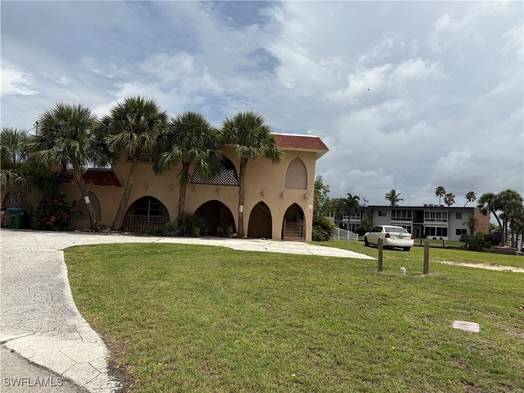 Foto principal - 5101 Manor Ct