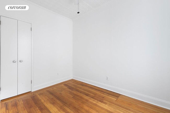 Foto del edificio - 269 W 12th St