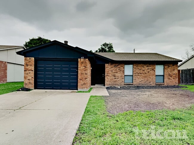 Building Photo - 416 Forestwood Dr