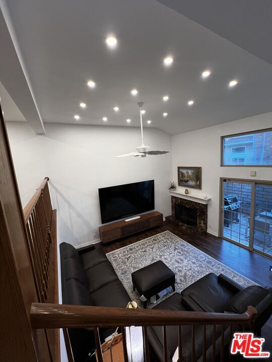 Foto del edificio - 7825 Seaglen Dr
