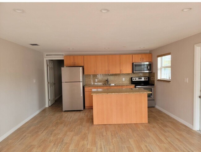 Foto del edificio - 557-549 49th St