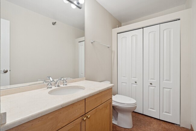 Foto del edificio - 474 N Lake Shore Dr