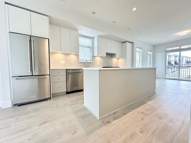 Photo du bâtiment - 2070-2070 Oak Meadows Dr