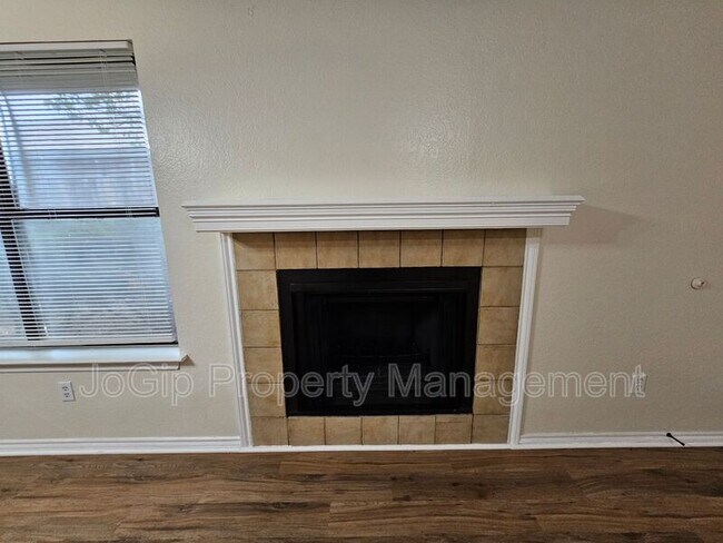 Foto del edificio - 311 Bryant Ln