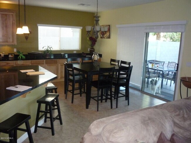 Foto del edificio - 11195 N 165th Ave