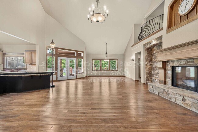 Building Photo - 8668 N Stable Trace Ct