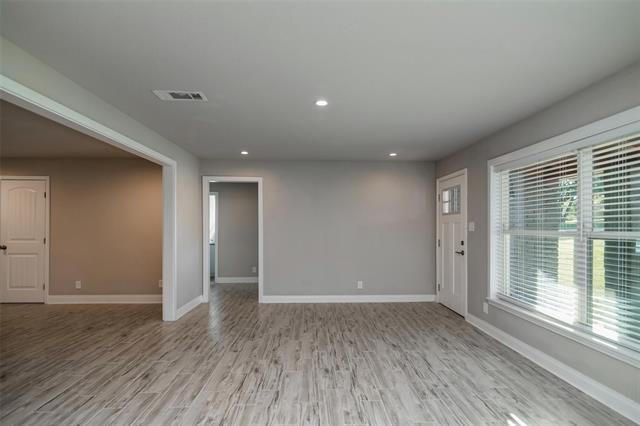 Foto del edificio - 2221 Timberline Dr
