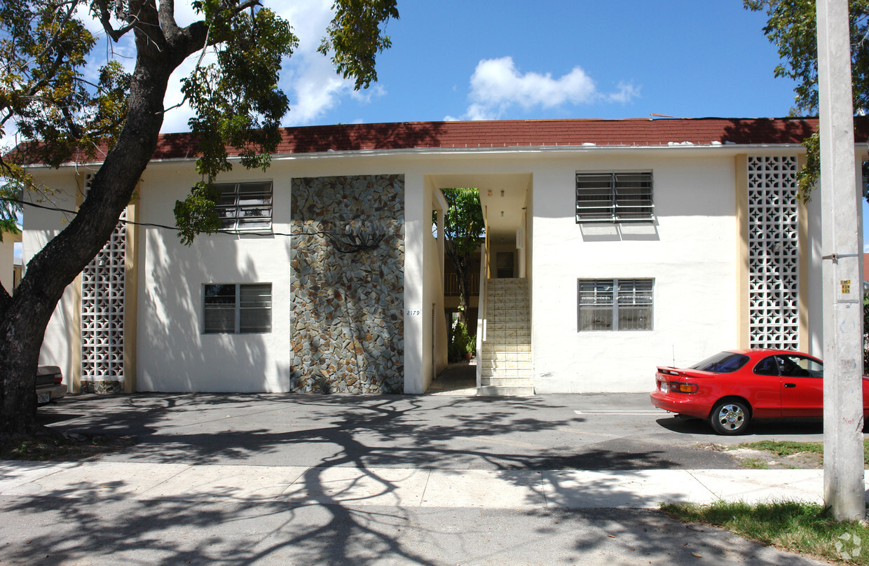 Primary Photo - 2179 NW 18th Ter