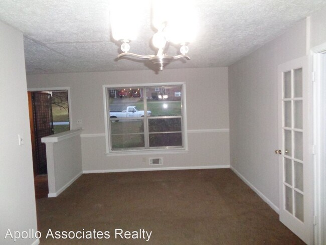 Building Photo - 3 br, 1.5 bath House - 716 Skipper Drive